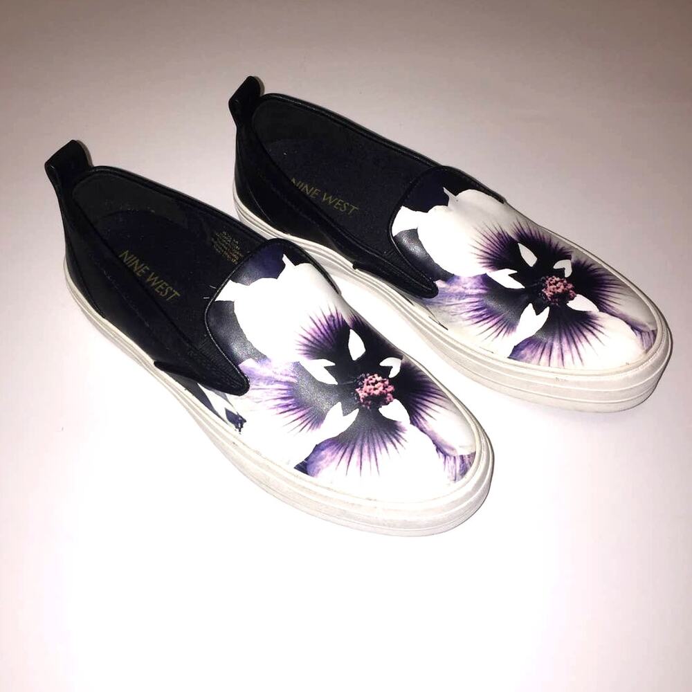 Nine West WOLSEN Black White Floral Bold Pansy Slip On Platform Sneakers 5.5M - Picture 3 of 9